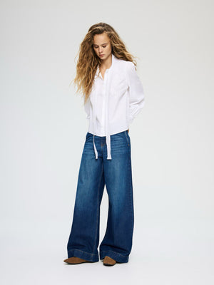 Wide leg jeans